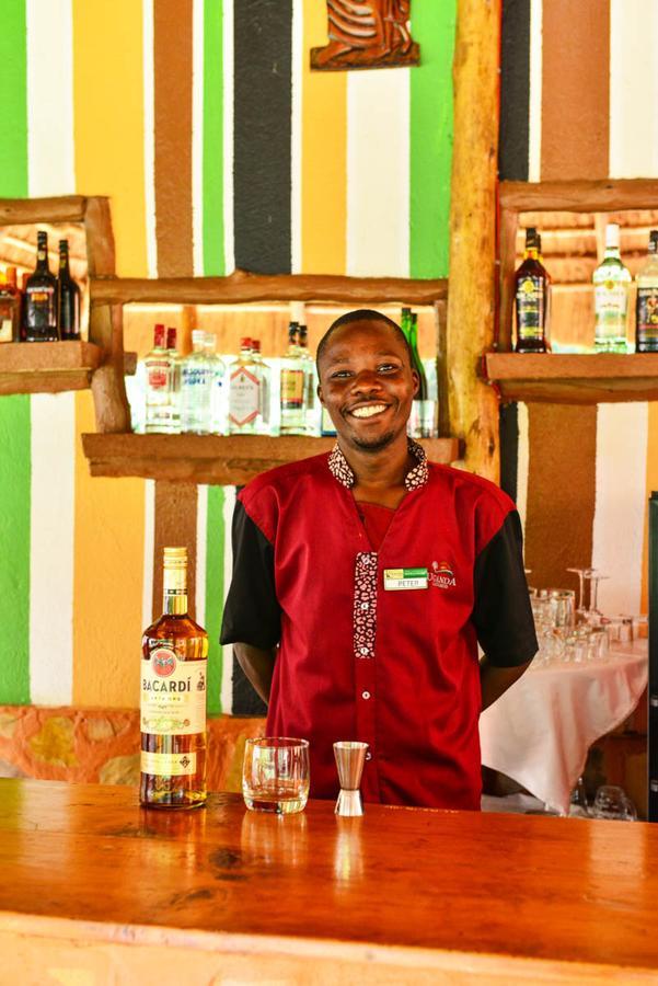 Primate Lodge Kibale Kampala Bagian luar foto