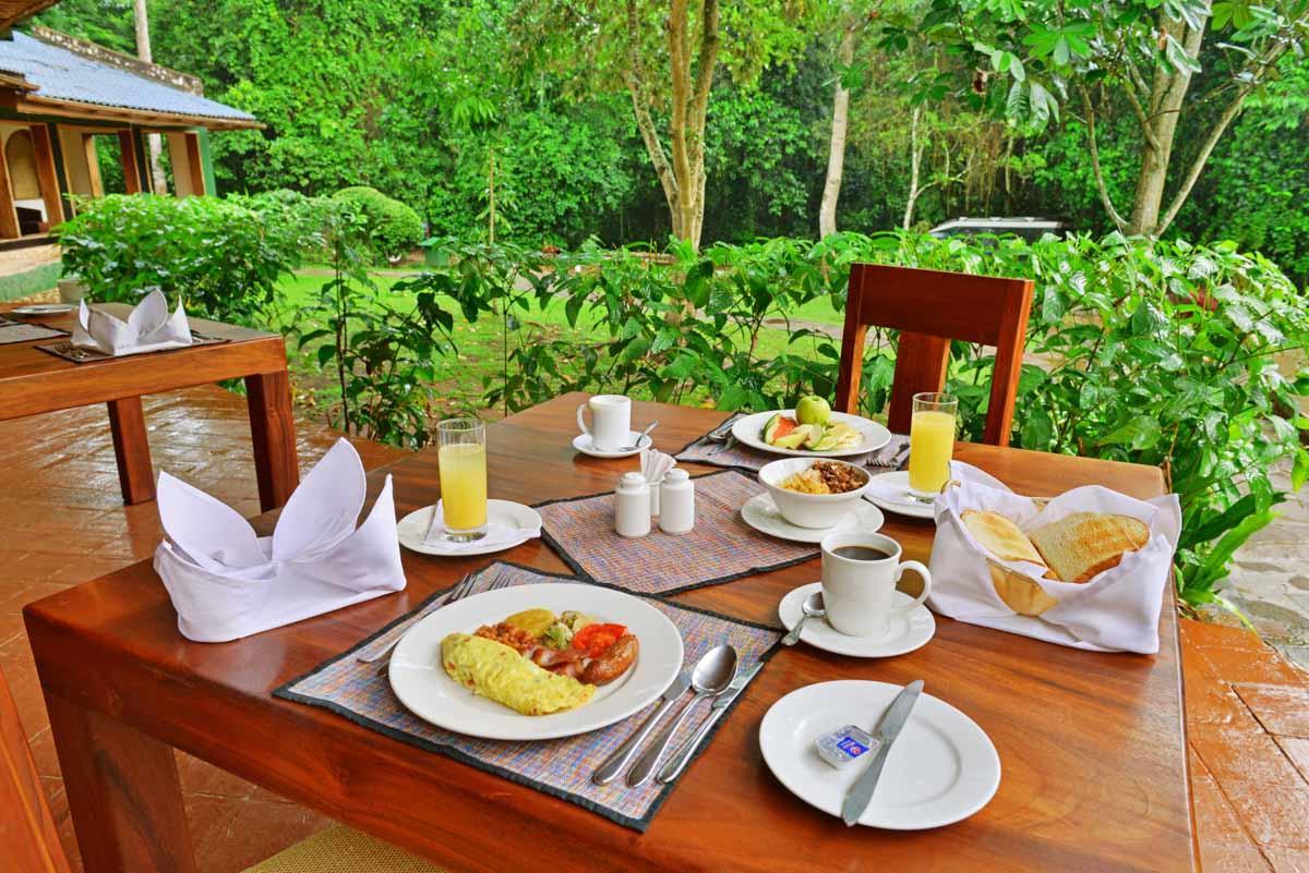 Primate Lodge Kibale Kampala Bagian luar foto
